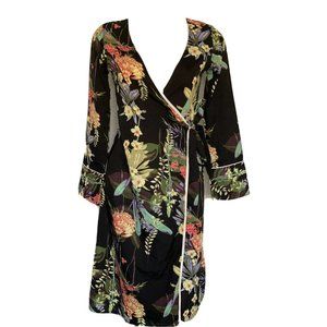 Boohoo Black Wrap Dress Multicolor Floral Long Sleeve Deep V  Neck Size 2/4‎